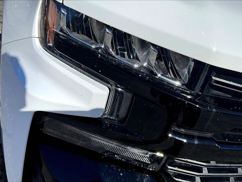 Used 2020 Chevrolet Silverado 1500 LT Trail Boss image 23