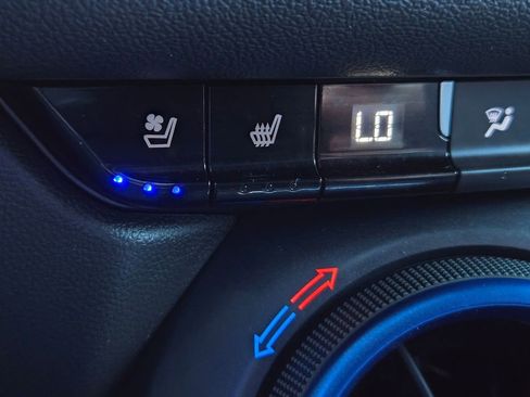 Used 2024 Chevrolet Blazer RS w/ Driver Confidence II Package image 22