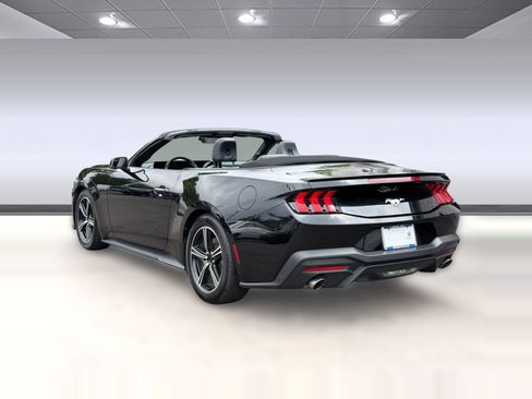 Used 2024 Ford Mustang Premium RWD image 3