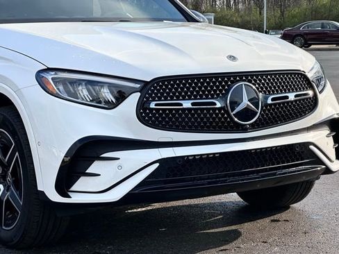 Certified 2025 Mercedes-Benz GLC 300 4MATIC image 2