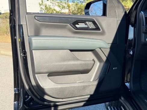 New 2026 GMC Yukon AT4 w/ AT4 Premium Plus Package image 19