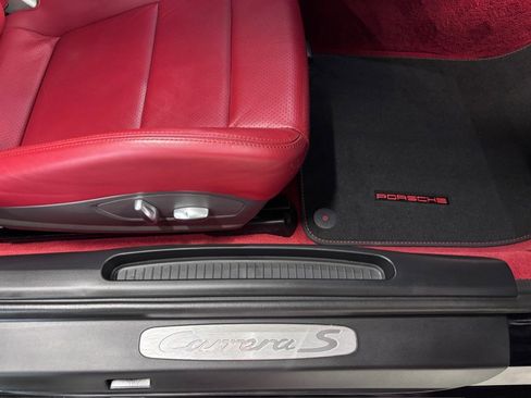 Used 2012 Porsche 911 Carrera S image 36