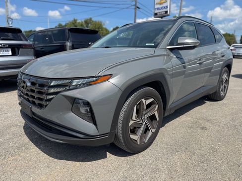 Used 2024 Hyundai Tucson Limited FWD image 2