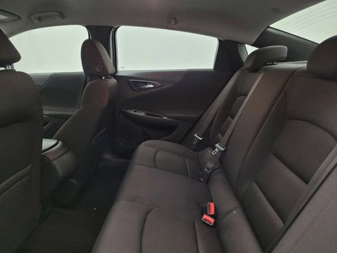 Used 2022 Chevrolet Malibu LS FWD image 18