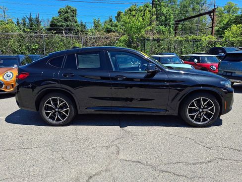Used 2023 BMW X4 xDrive30i w/ M Sport Package AWD/4WD image 7