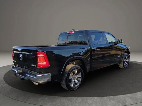 Used 2019 RAM 1500 Laramie AWD/4WD image 5