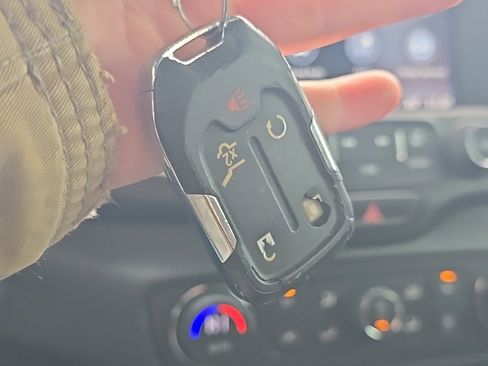 Used 2018 GMC Terrain SLT w/ Preferred Package image 40