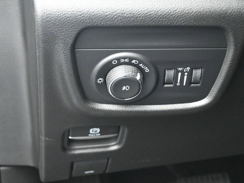 New 2025 Jeep Grand Cherokee L Limited w/ Black Appearance Package image 20