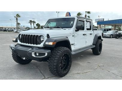Used 2024 Jeep Gladiator Sport