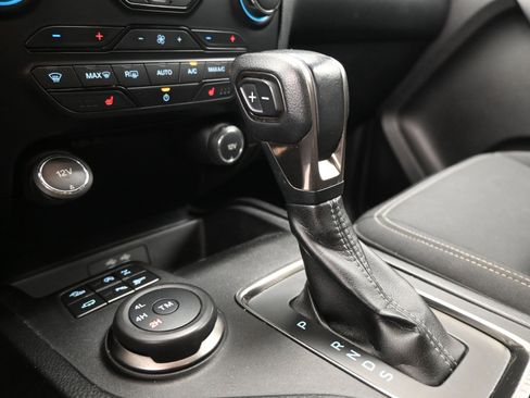 Used 2019 Ford Ranger XLT w/ Equipment Group 302A Luxury image 15