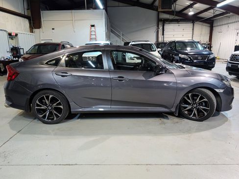 Used 2017 Honda Civic EX image 10