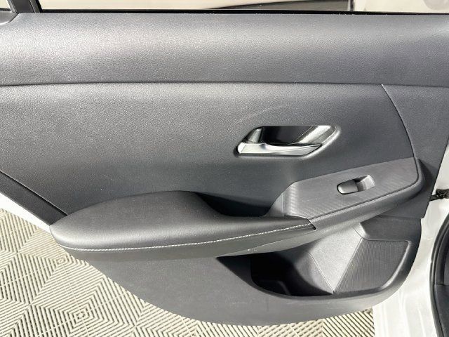 Used 2022 Nissan Sentra SV w/ All-Weather Package FWD image 23