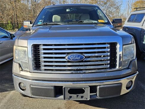 Used 2010 Ford F150 XLT image 2