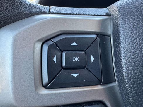 Used 2018 Ford F150 Lariat image 16