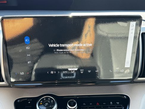 New 2026 Ford Expedition Active image 17