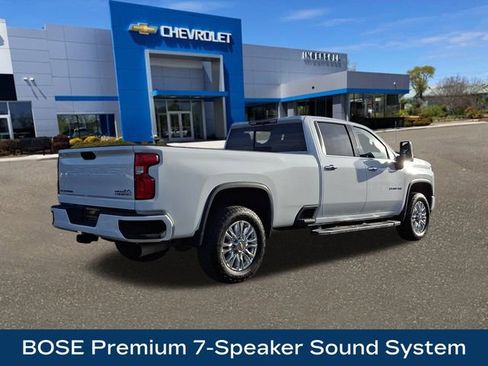 Used 2023 Chevrolet Silverado 2500 High Country image 9