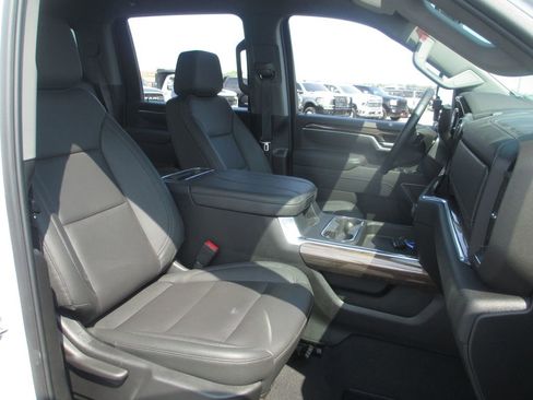 Used 2026 Chevrolet Silverado 2500 LT w/ Trail Boss Package AWD/4WD image 24