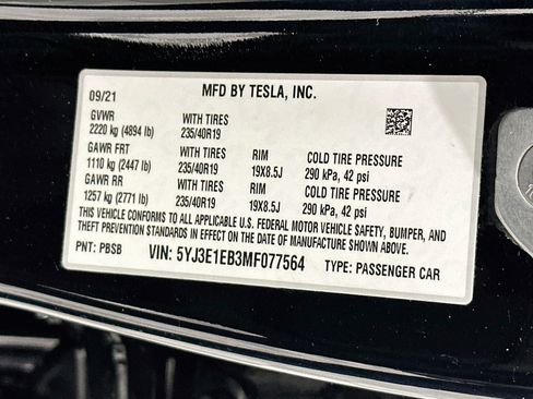Used 2021 Tesla Model 3 Long Range AWD/4WD image 12
