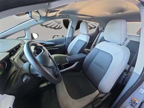 Used 2020 Chevrolet Bolt LT image 11