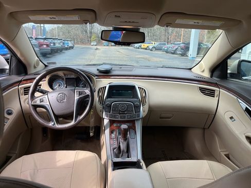 Used 2011 Buick LaCrosse CXL image 39