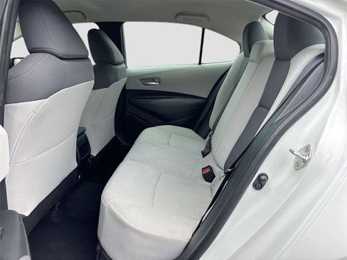 Used 2020 Toyota Corolla L FWD image 26
