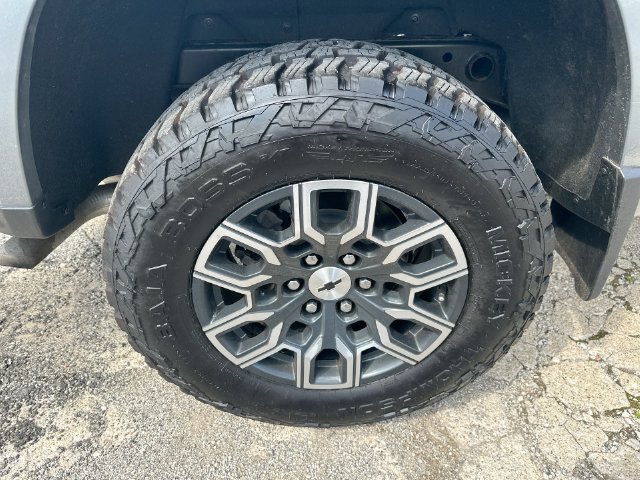 Used 2023 Chevrolet Colorado Z71 AWD/4WD image 57