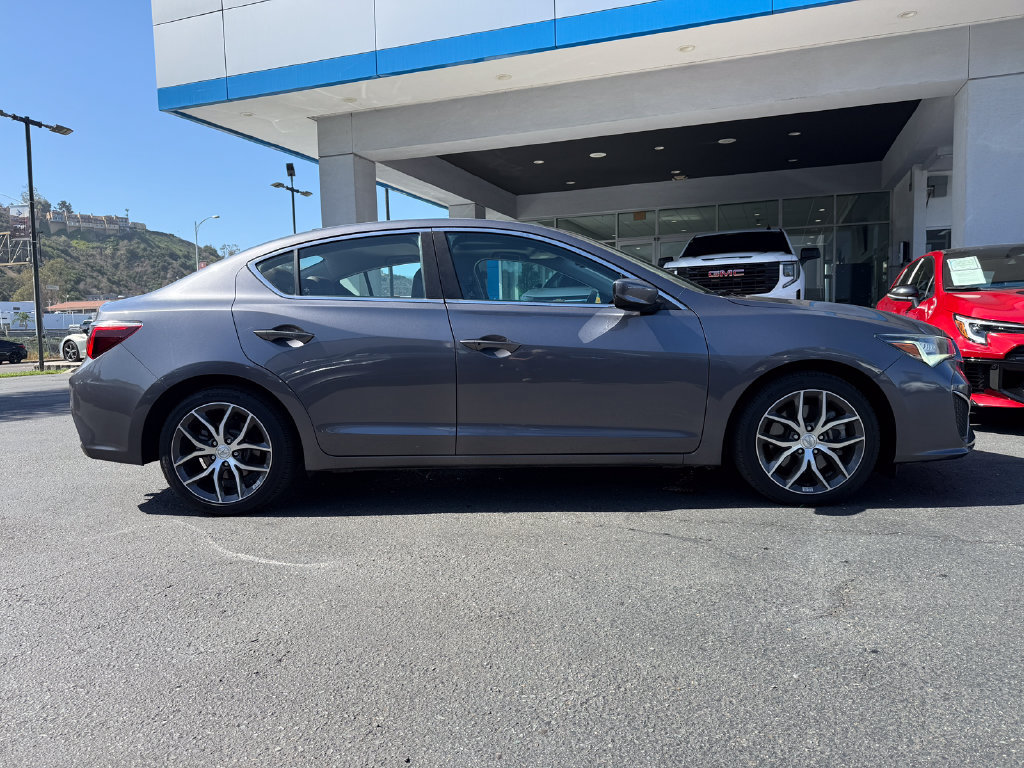 Used 2019 Acura ILX w/ Premium Package FWD image 6