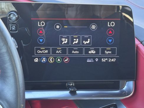 Used 2020 Chevrolet Corvette Stingray Premium Cpe w/ 3LT Preferred Equipment Group image 12