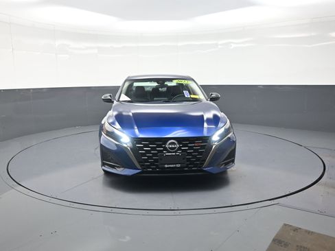 Used 2023 Nissan Altima 2.5 SR image 8