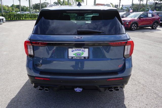 Used 2025 Ford Explorer ST w/ Sun And Sound Package AWD/4WD image 47