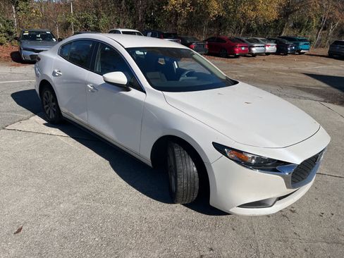 Used 2021 MAZDA MAZDA3 s image 12