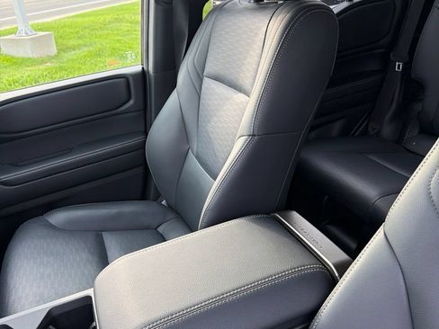 Used 2025 Toyota Land Cruiser w/ Premium Package AWD/4WD image 11