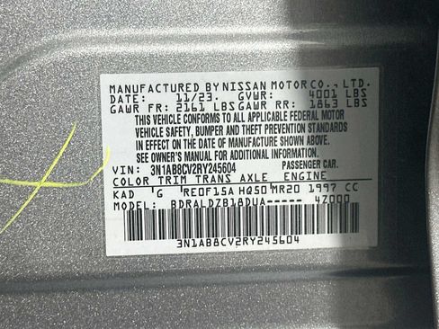 Used 2024 Nissan Sentra SV FWD image 28