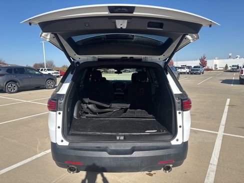 Used 2023 Chevrolet Traverse LT w/ LPO, Floor Liner Package image 12