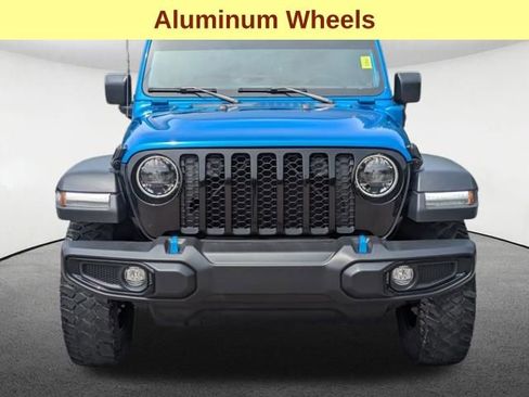 Used 2023 Jeep Wrangler Unlimited w/ Cold Weather Group AWD/4WD image 11