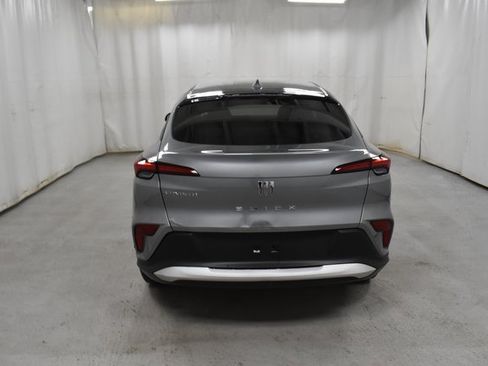 Used 2024 Buick Envista Preferred image 6