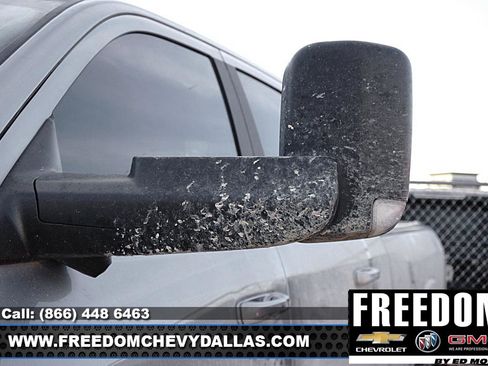 Used 2022 RAM 2500 Laramie w/ Night Edition image 8