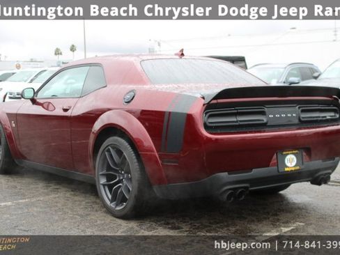 Used 2019 Dodge Challenger R/T Scat Pack image 3