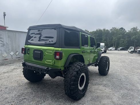 Used 2019 Jeep Wrangler Unlimited Sport image 5