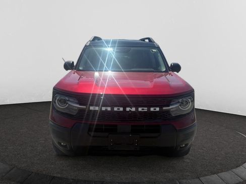 Used 2025 Ford Bronco Sport Outer Banks w/ Outer Banks Tech Package+ AWD/4WD image 2