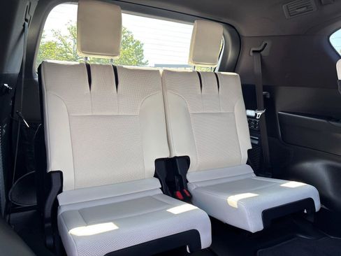 Used 2023 Lexus LX 600 4WD w/ Appearance Package image 39