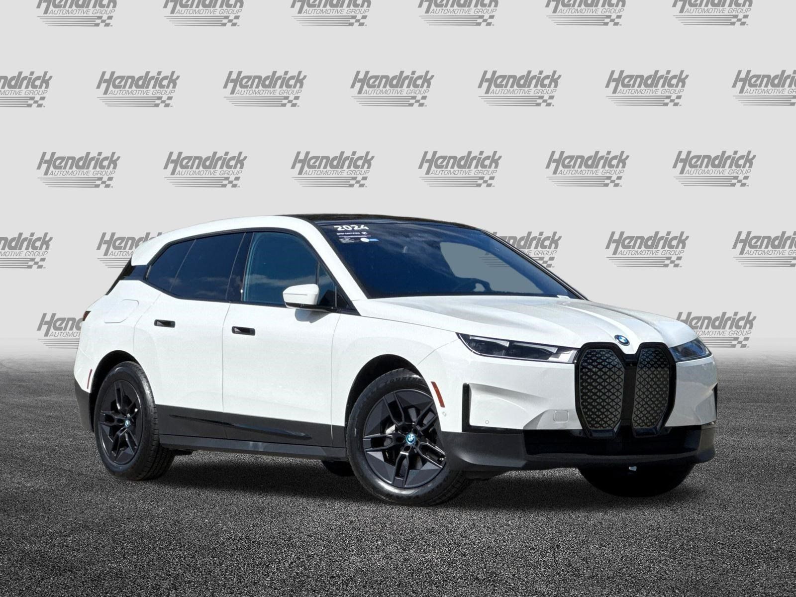 Certified 2024 BMW iX xDrive50 AWD/4WD image 2