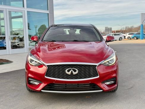 Used 2017 INFINITI QX30 image 5
