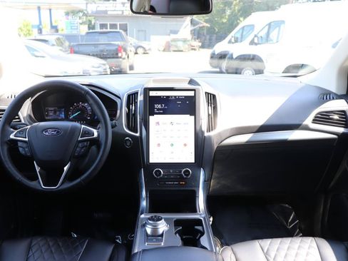 Used 2024 Ford Edge Titanium AWD/4WD image 16