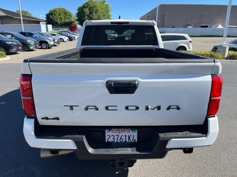 Used 2026 Toyota Tacoma TRD Sport AWD/4WD image 6