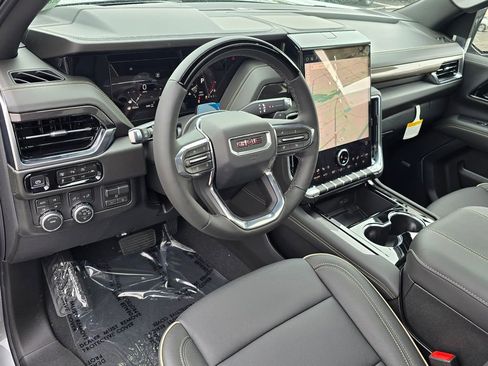 New 2026 GMC Yukon Elevation w/ Elevation Premium Package AWD/4WD image 17