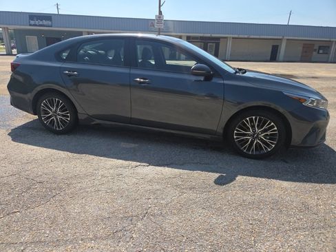 Used 2024 Kia Forte GT-Line w/ GT-Line Premium Package FWD image 17