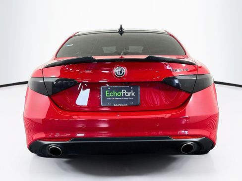 Used 2021 Alfa Romeo Giulia Sprint w/ Nero Edizione RWD image 7
