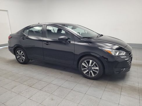 Used 2024 Nissan Versa SV FWD image 11