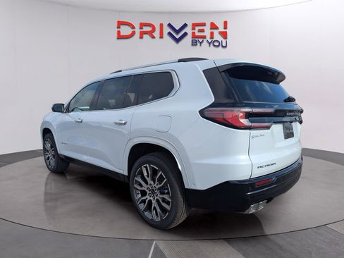 New 2026 GMC Acadia Denali Ultimate w/ LPO, All-Weather Package image 3